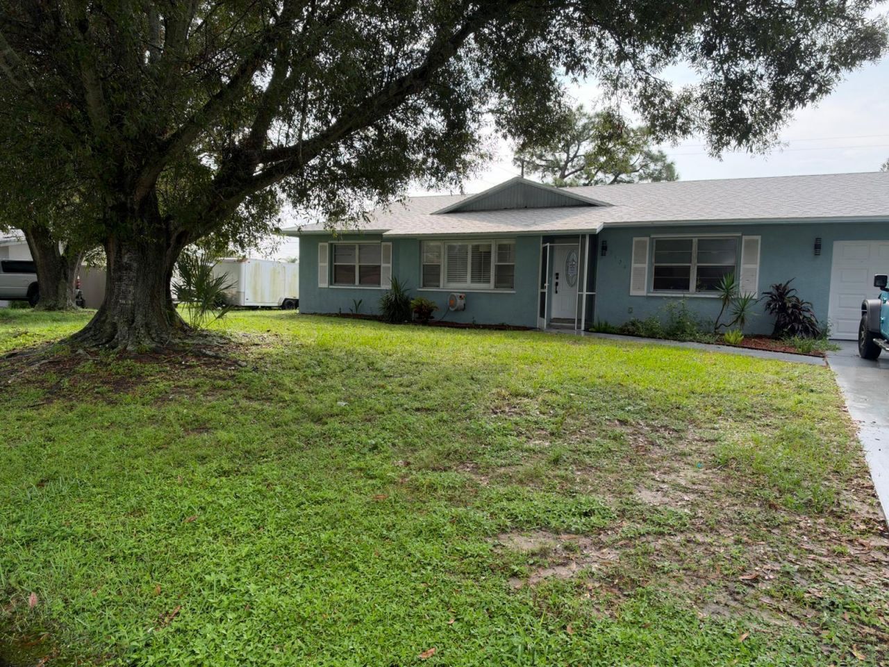 1124 SE Ladner Street, Port Saint Lucie, FL 34983 Photo