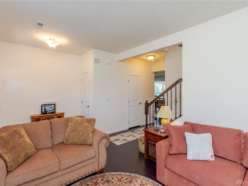 1645 Elm Brook Trail, Springboro, OH 45458 Photo 4
