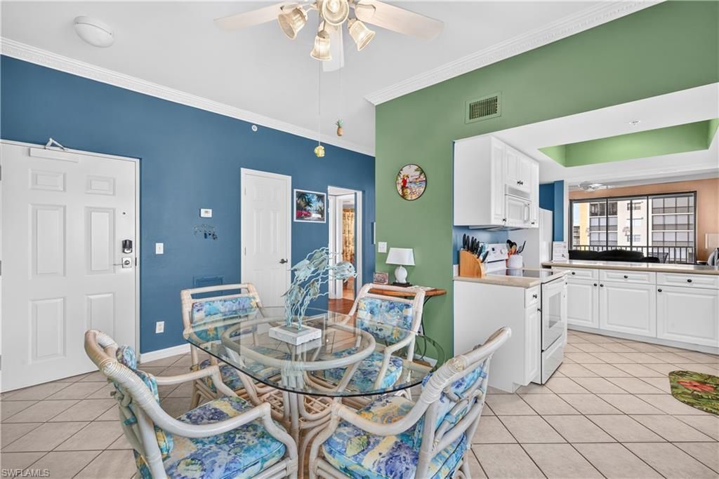 4361 Bay Beach Ln, Unit 424, Fort Myers Beach, FL 33931 Photo