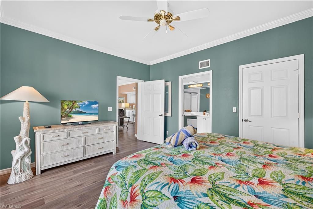 4361 Bay Beach Ln, Unit 424, Fort Myers Beach, FL 33931 Photo