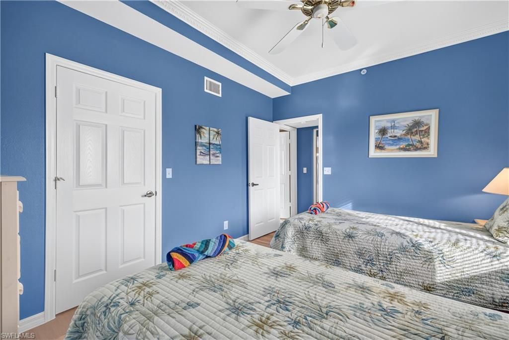 4361 Bay Beach Ln, Unit 424, Fort Myers Beach, FL 33931 Photo