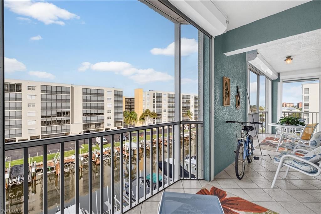 4361 Bay Beach Ln, Unit 424, Fort Myers Beach, FL 33931 Photo