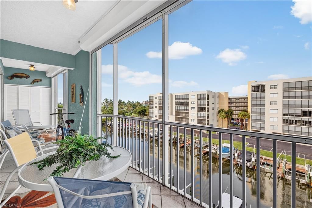 4361 Bay Beach Ln, Unit 424, Fort Myers Beach, FL 33931 Photo