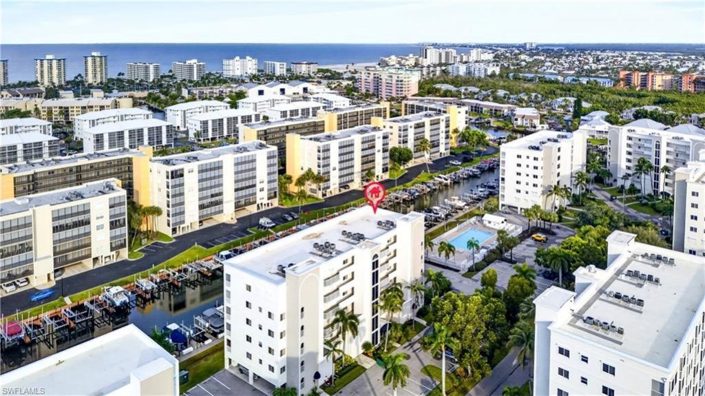 4361 Bay Beach Ln, Unit 424, Fort Myers Beach, FL 33931 Photo