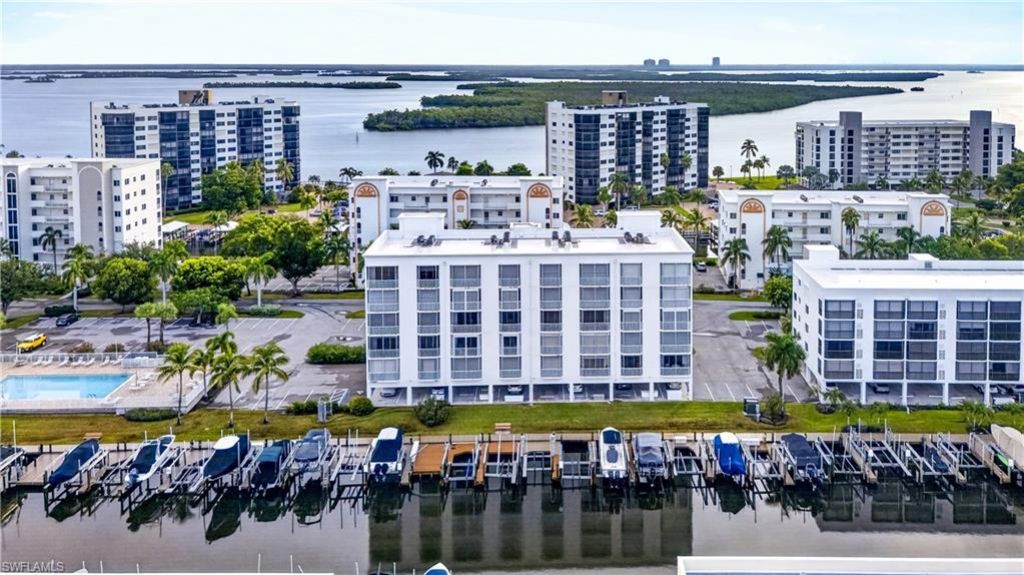 4361 Bay Beach Ln, Unit 424, Fort Myers Beach, FL 33931 Photo