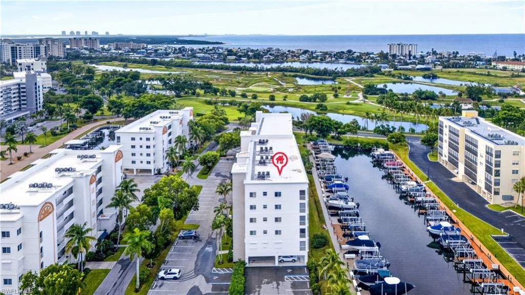 4361 Bay Beach Ln, Unit 424, Fort Myers Beach, FL 33931 Photo