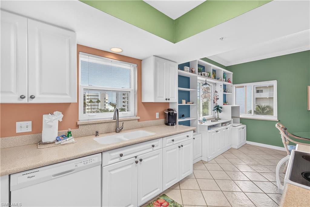 4361 Bay Beach Ln, Unit 424, Fort Myers Beach, FL 33931 Photo