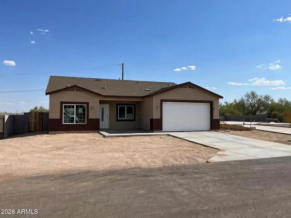 21717 W LAURA Street, Wittmann, AZ 85361