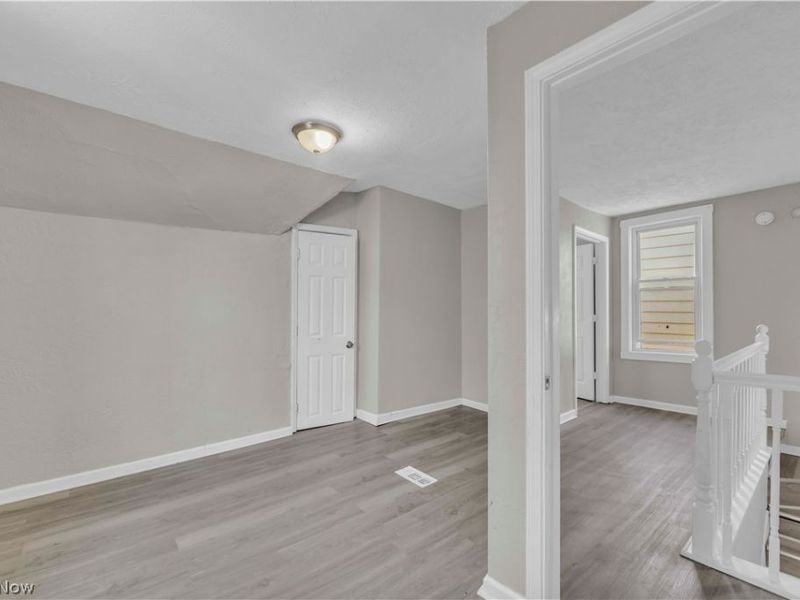 7508 Neville Avenue, Cleveland, OH 44102 Photo 13