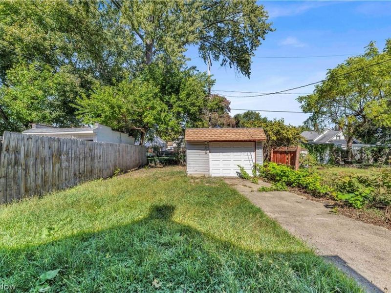 7508 Neville Avenue, Cleveland, OH 44102 Photo 28