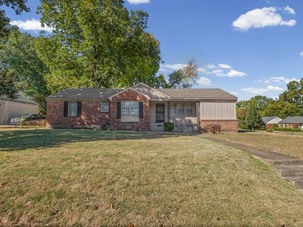 1311 RANDALL DR, Memphis, TN 38116