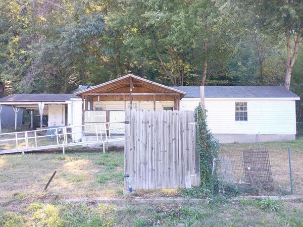 9083 State Highway 59 , Anderson, MO 64831