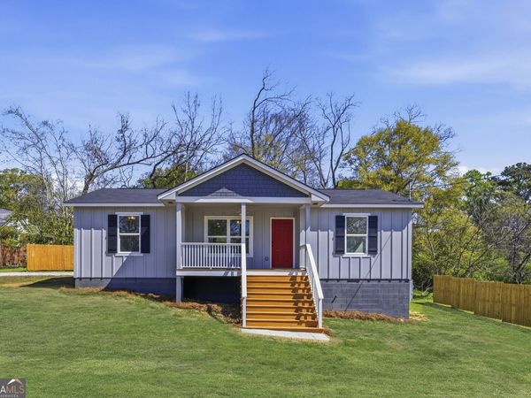 509 Carlton Avenue, Union Point, GA 30669