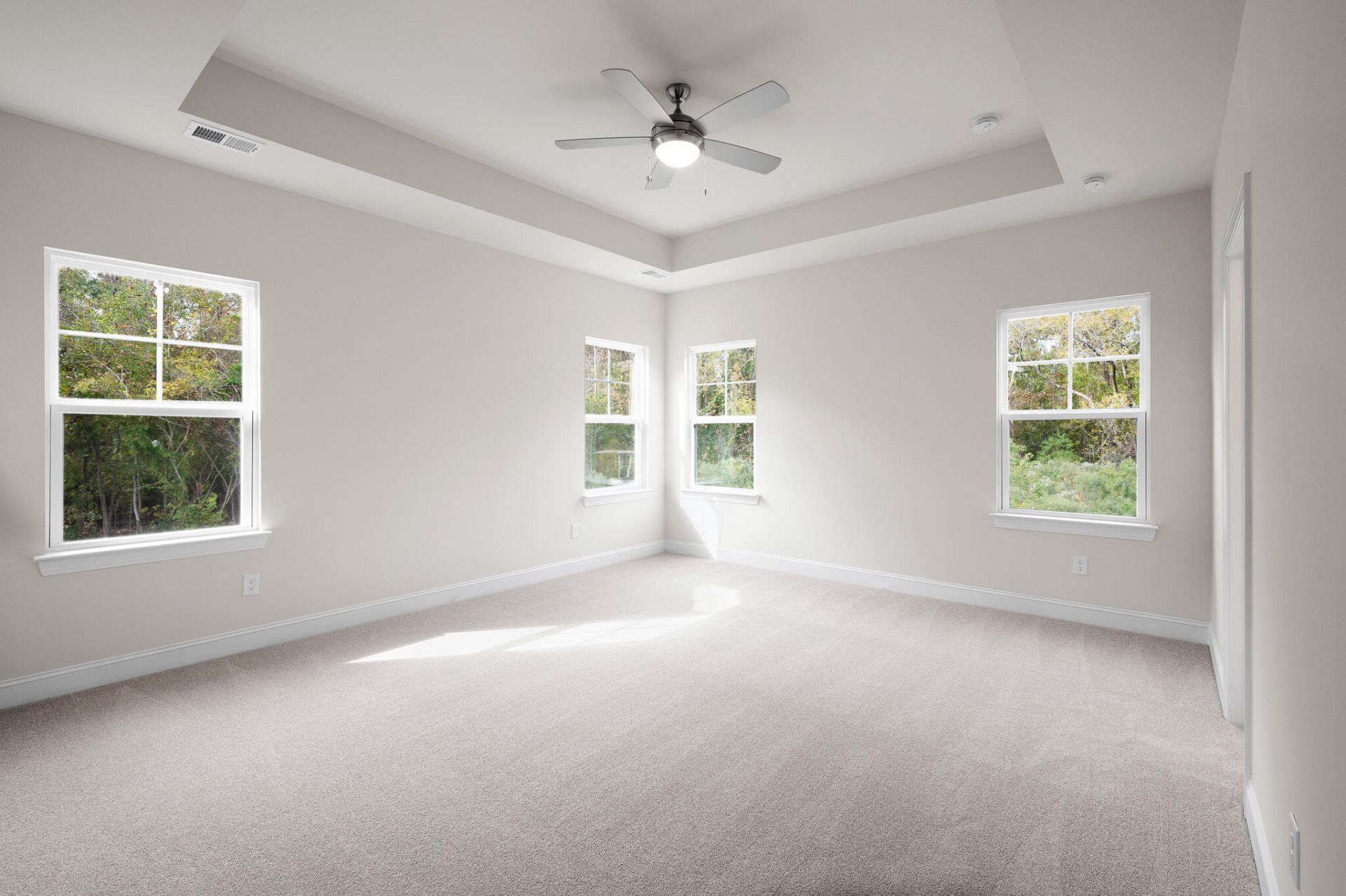 1098 Williams Road Photo 15