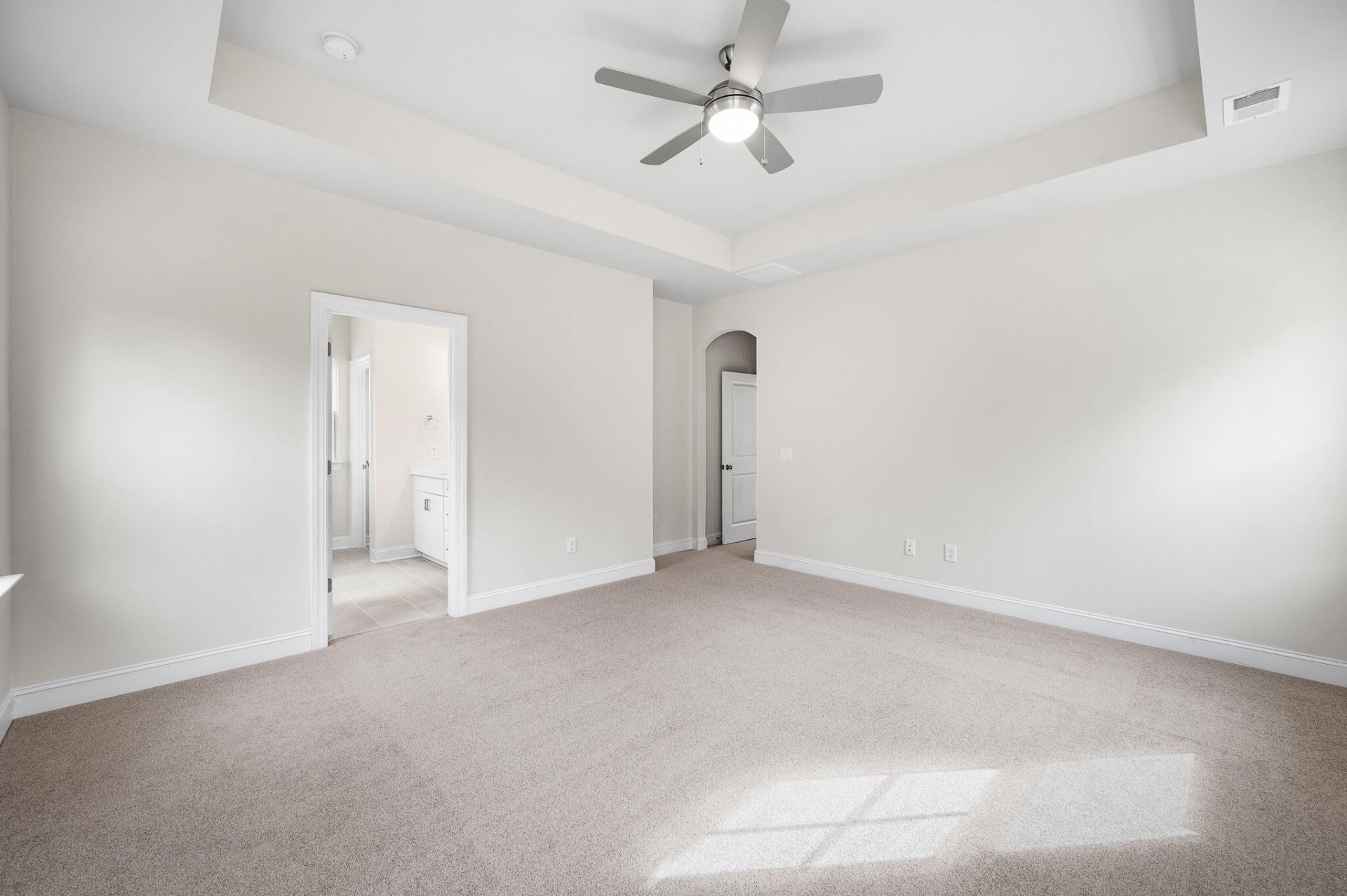 1098 Williams Road Photo 16