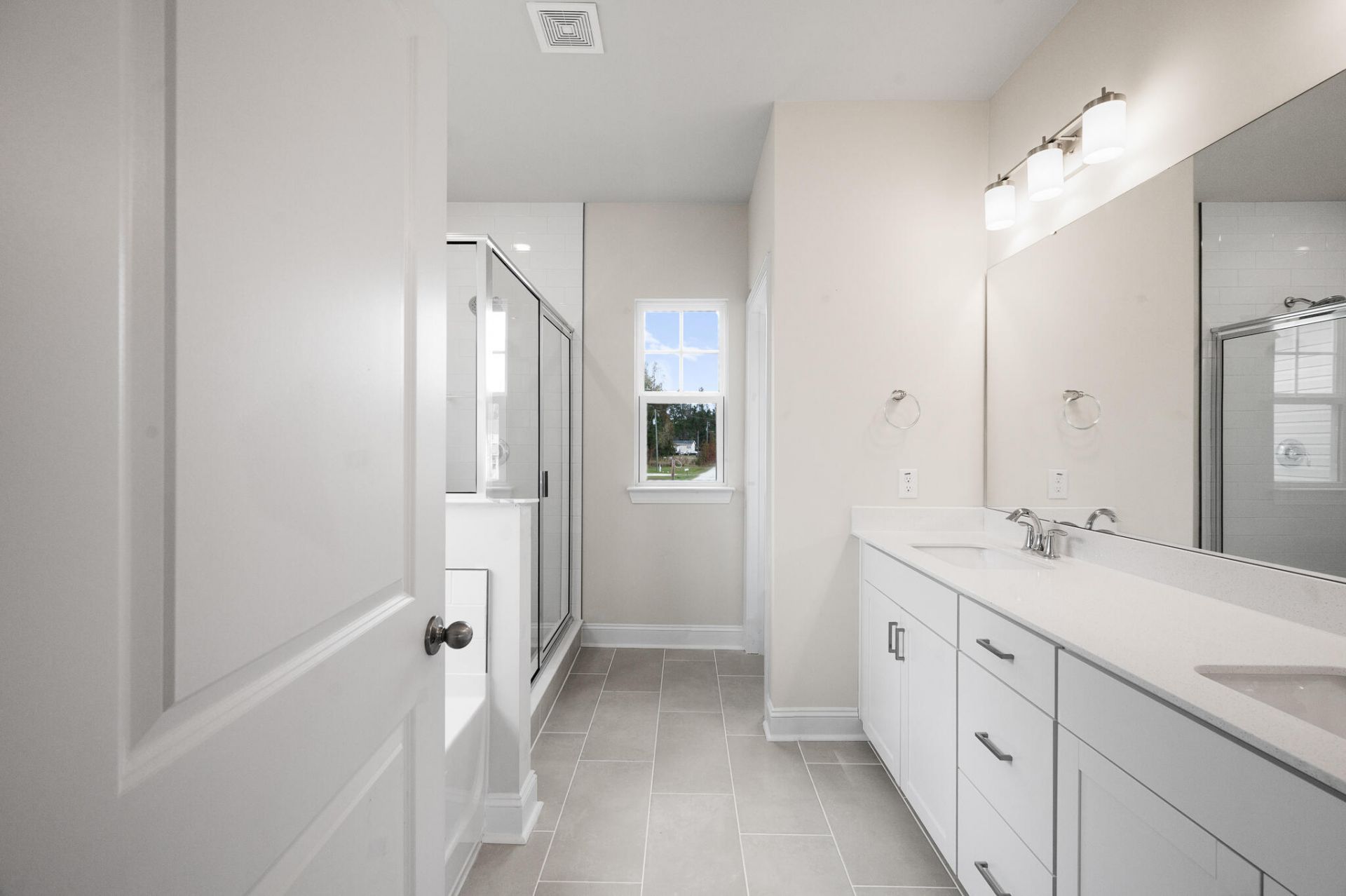 1098 Williams Road Photo 17