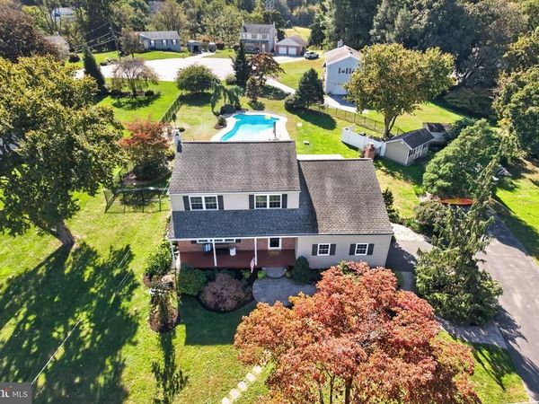 494 ROLLING DRIVE , WEST CHESTER, PA 19380
