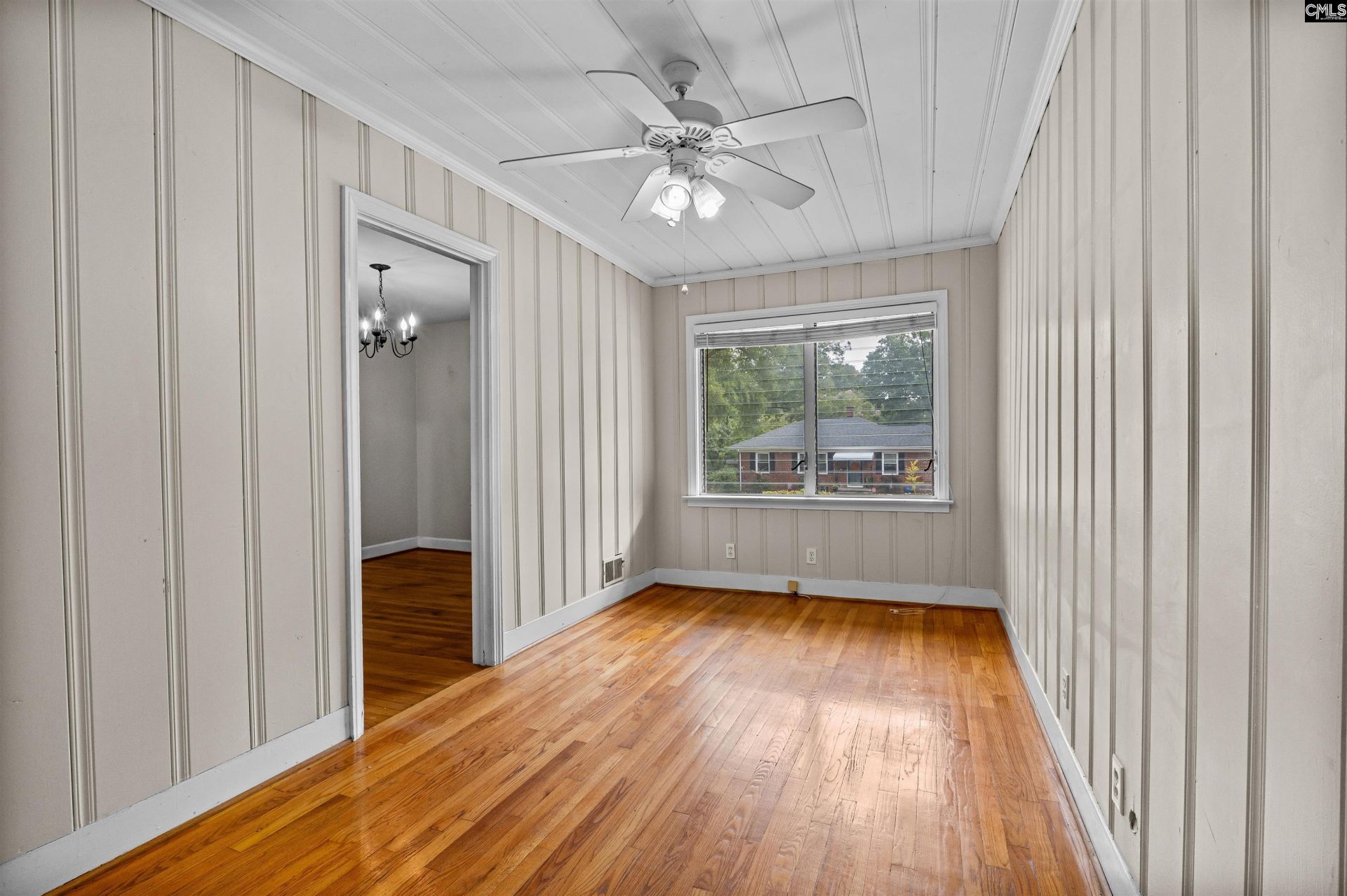821 Elm Avenue  Photo 9