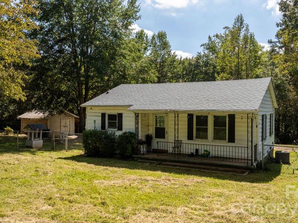 6048 Sugar Loaf Road , Connelly Springs, NC 28612