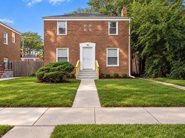 9926 S Luella Avenue, Chicago, IL 60617