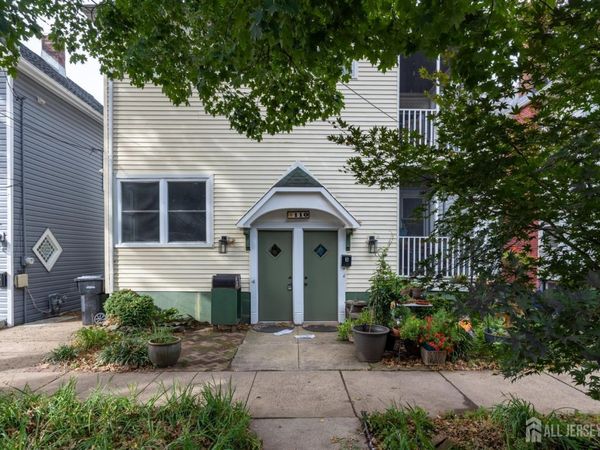 110 N 2nd Avenue N, Highland Park, NJ 08904