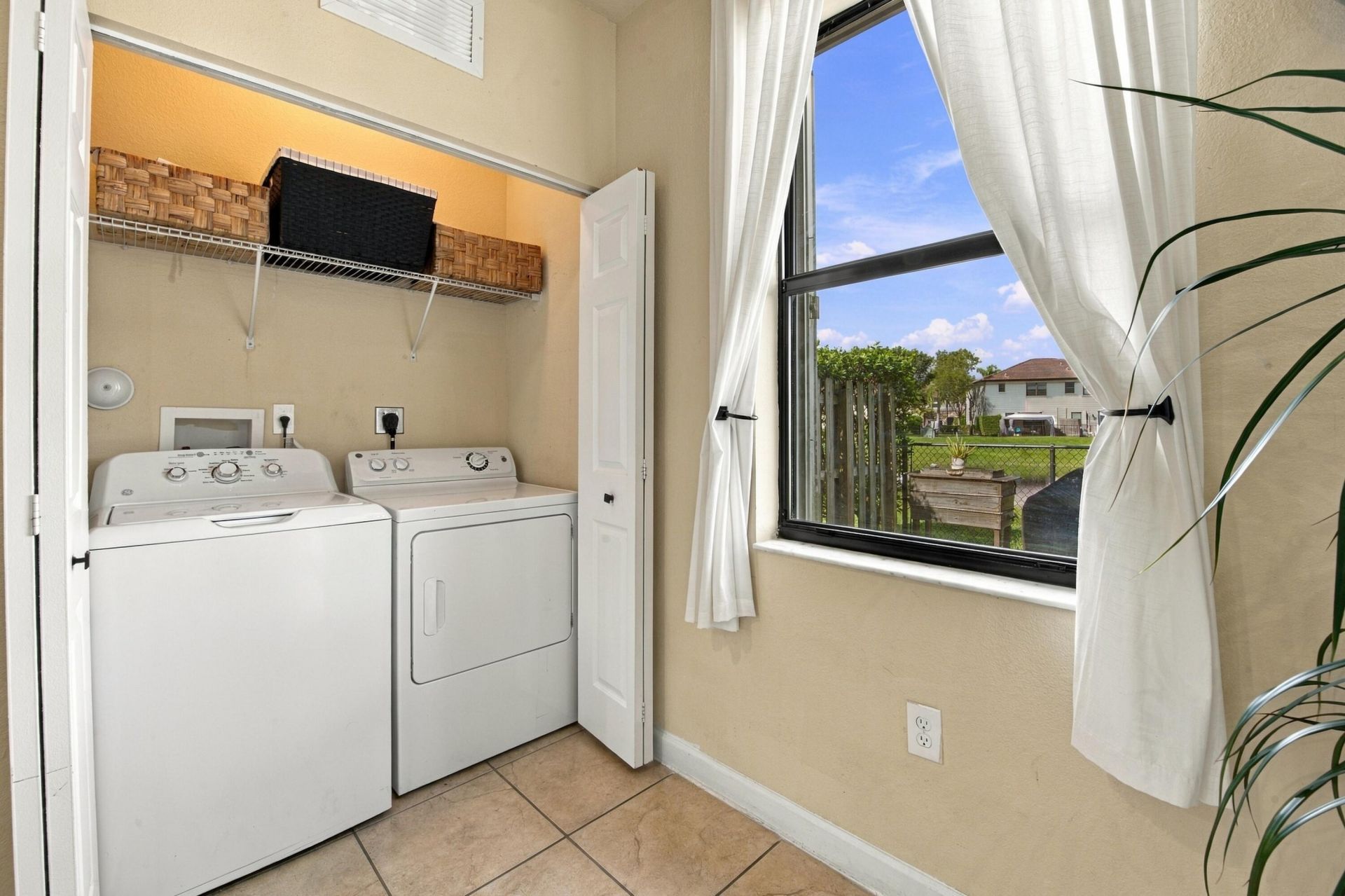 4244 SW 164th Court, Miami, FL 33185 Photo
