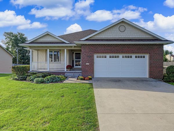 216 Northpark Boulevard, Huxley, IA 50124