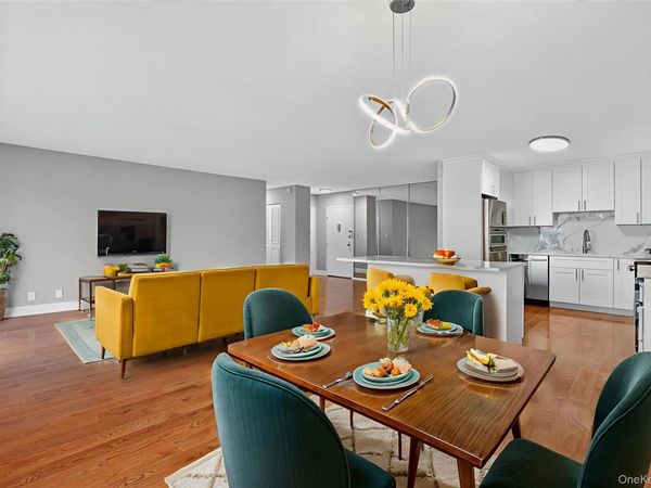 15 stewart Place , Unit 3A, White Plains, NY 10603