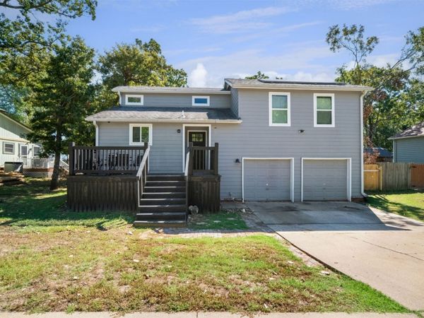 4826 S Linwood Drive, Sand Springs, OK 74063