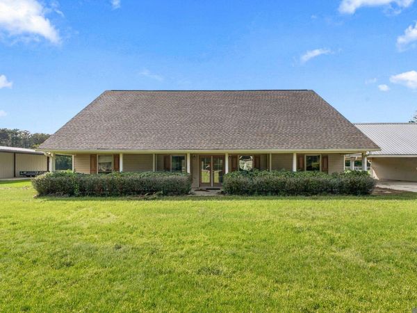 14979 Picou Rd, Maurepas, LA 70449