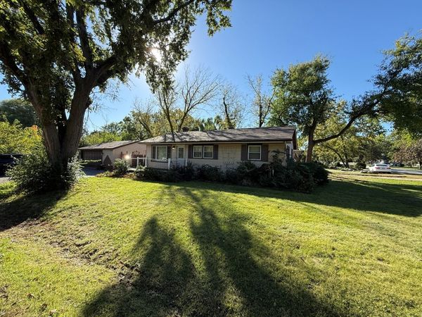 6101 Stonewall Avenue , Downers Grove, IL 60516