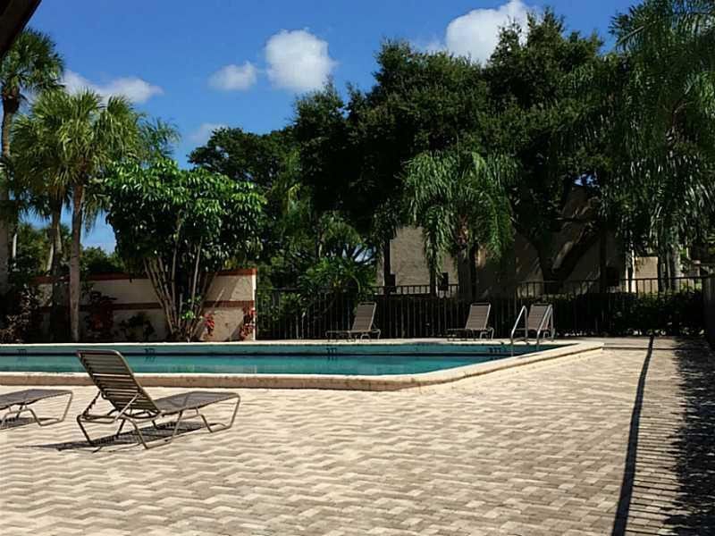 21955 Tidewater Terrace, Unit 208, Boca Raton, FL 33433 Photo