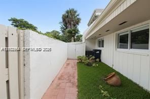 8232 SW 81st Ter, Unit 8232, Miami, FL 33143 Photo