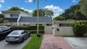 8232 SW 81st Ter, Unit 8232, Miami, FL 33143 Photo