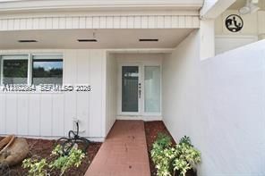 8232 SW 81st Ter, Unit 8232, Miami, FL 33143 Photo