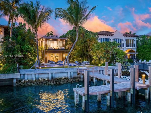250 S Hibiscus Dr , Miami Beach, FL 33139