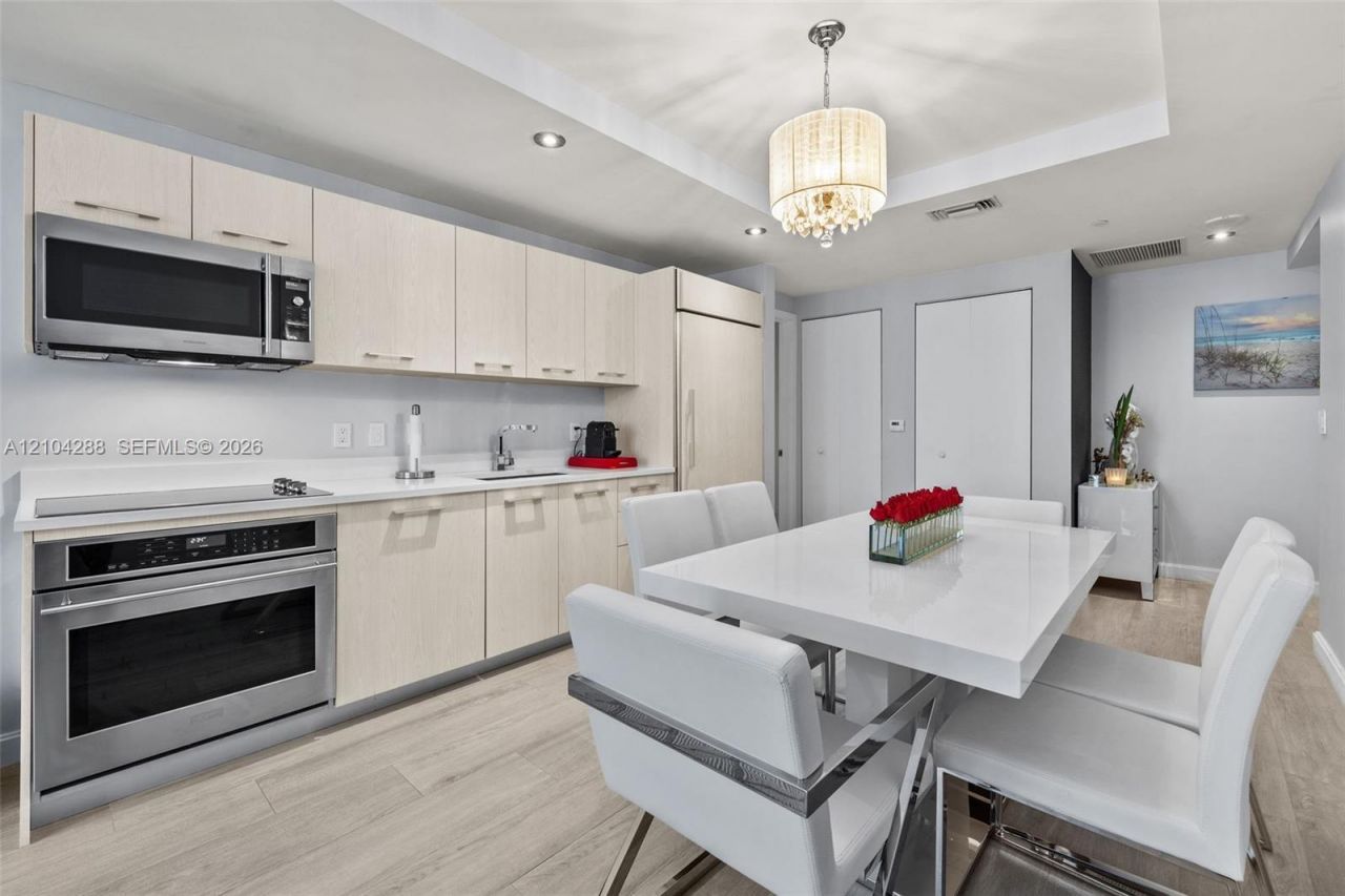 55 SW 9th St, Unit 2309, Miami, FL 33130 Photo