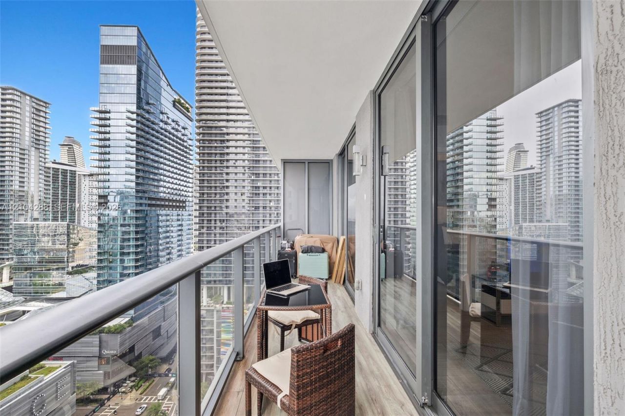 55 SW 9th St, Unit 2309, Miami, FL 33130 Photo