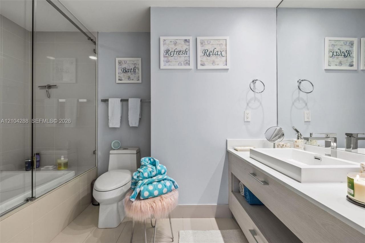 55 SW 9th St, Unit 2309, Miami, FL 33130 Photo