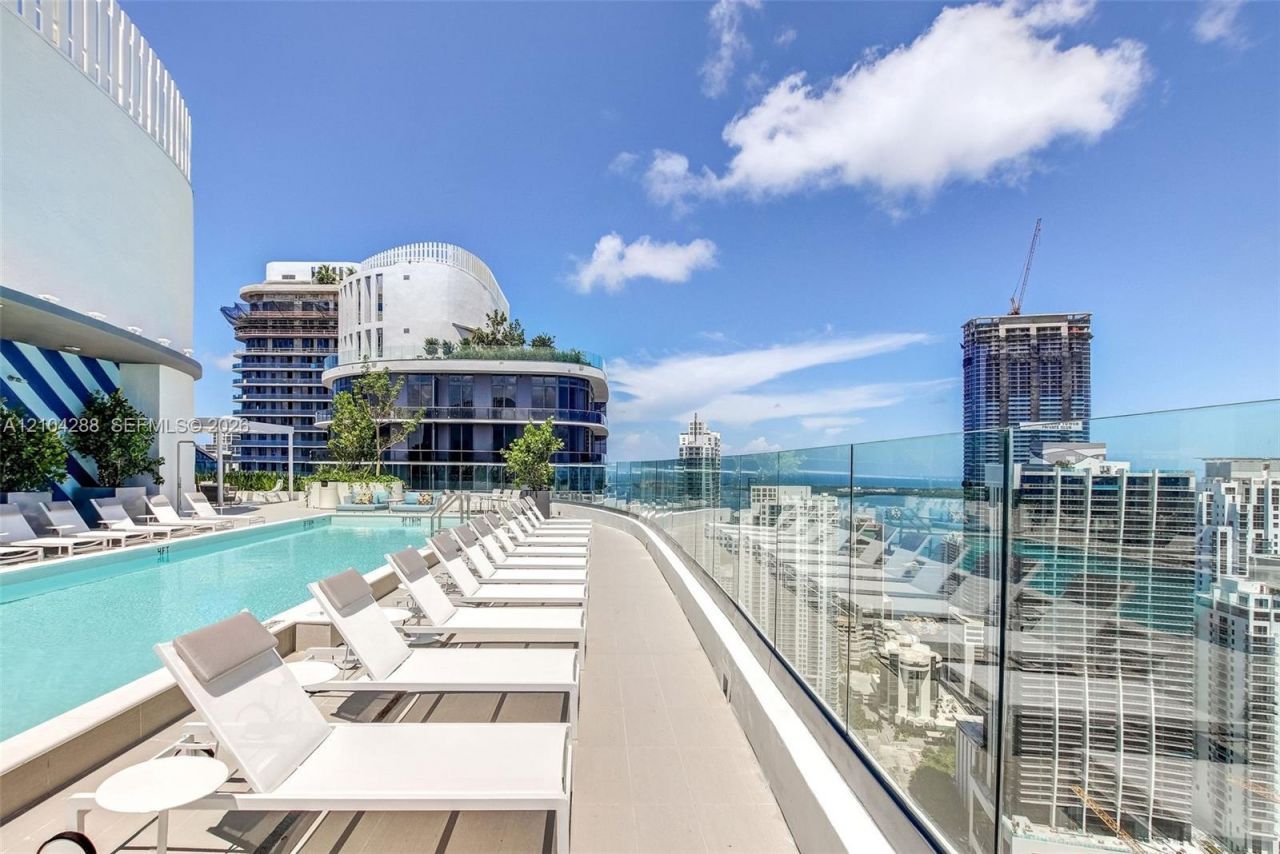 55 SW 9th St, Unit 2309, Miami, FL 33130 Photo