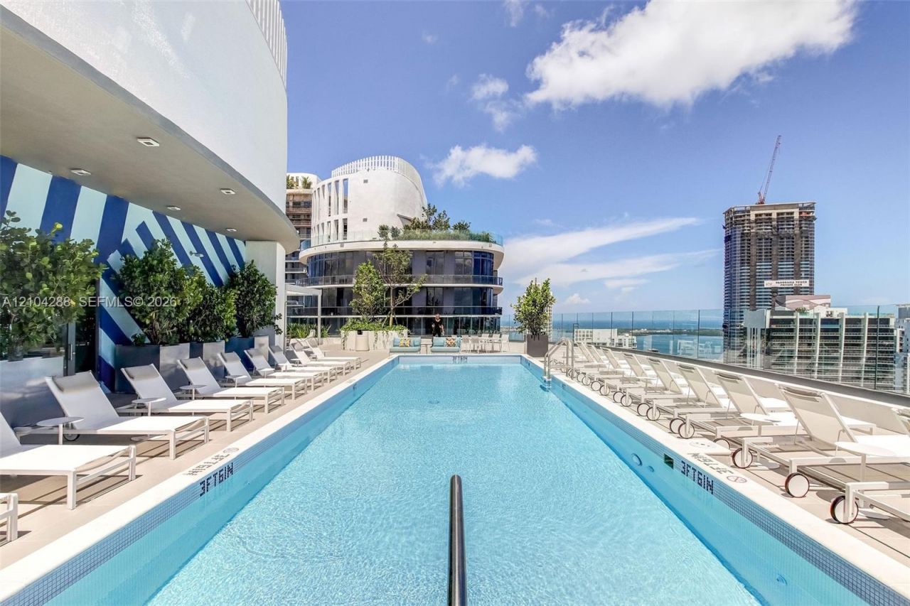 55 SW 9th St, Unit 2309, Miami, FL 33130 Photo