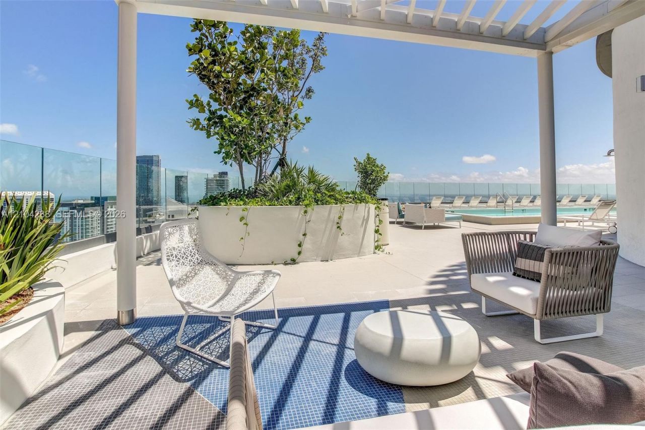 55 SW 9th St, Unit 2309, Miami, FL 33130 Photo