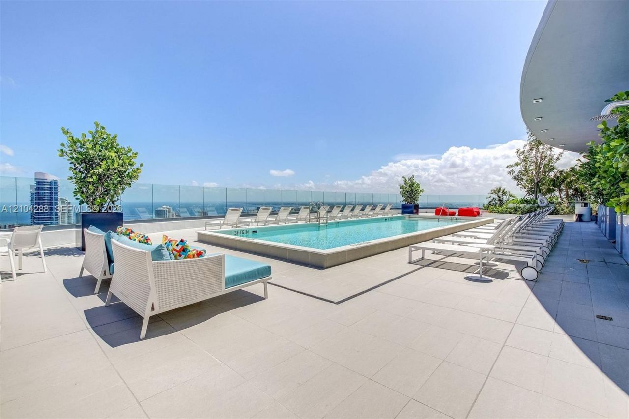 55 SW 9th St, Unit 2309, Miami, FL 33130 Photo