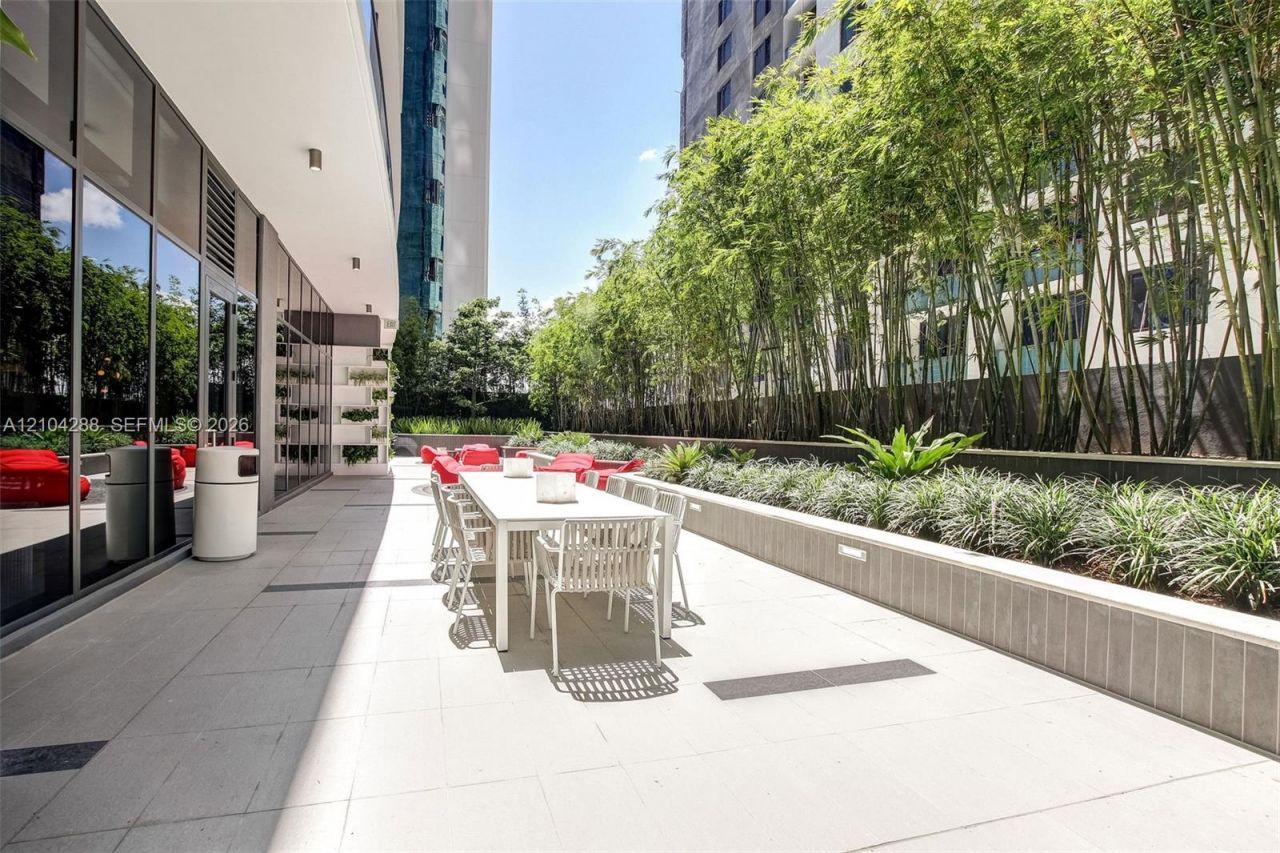 55 SW 9th St, Unit 2309, Miami, FL 33130 Photo