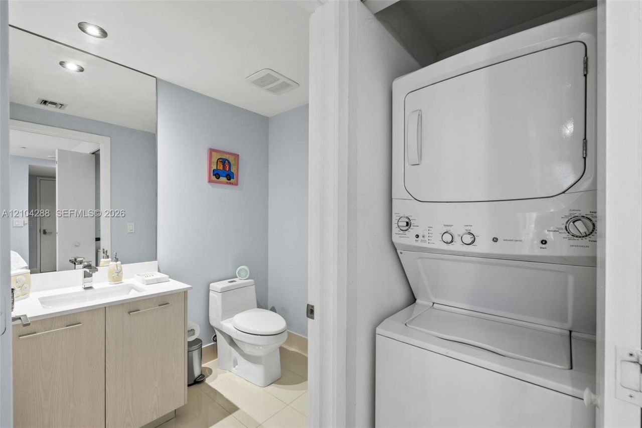 55 SW 9th St, Unit 2309, Miami, FL 33130 Photo