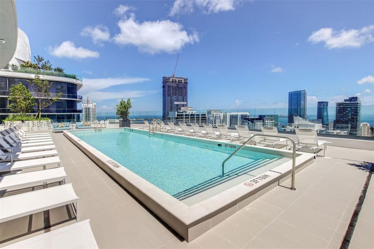 55 SW 9th St, Unit 2309, Miami, FL 33130 Photo