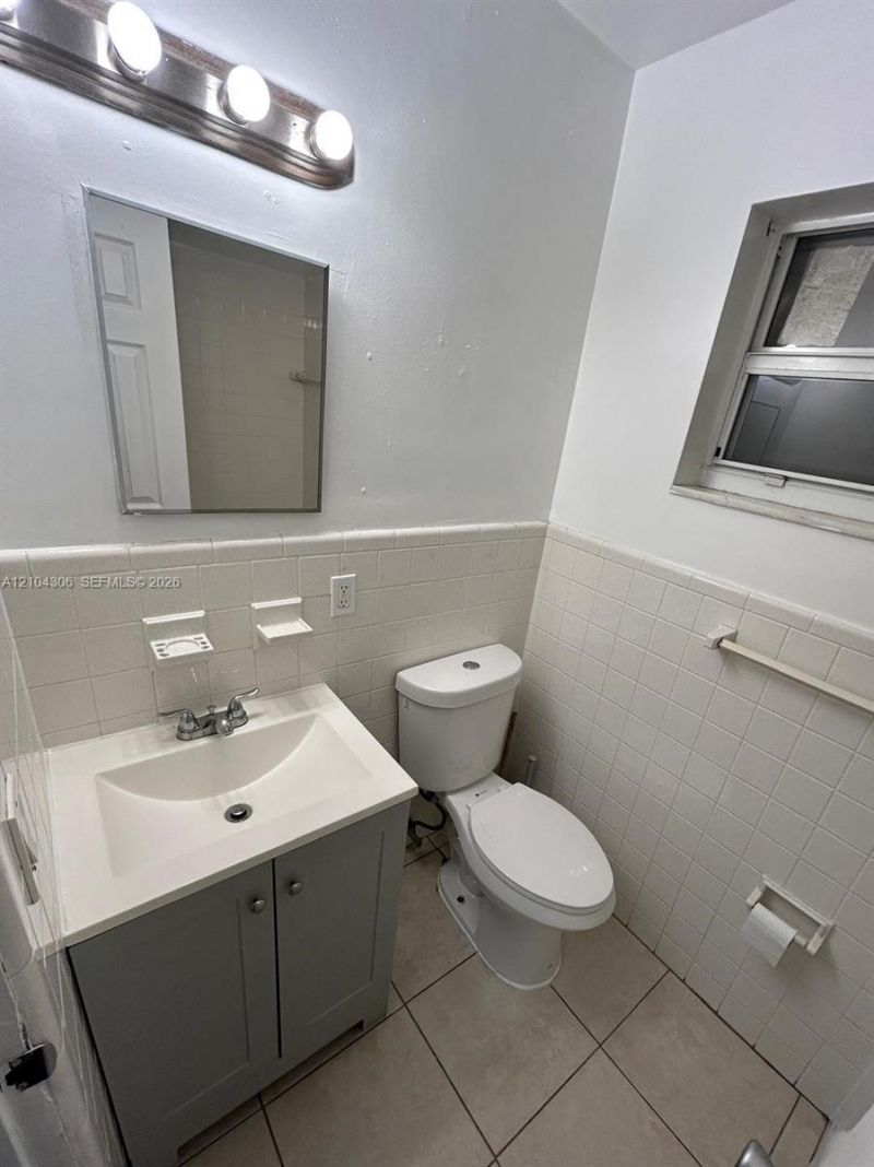 1710 Roosevelt St, Unit 1A, Hollywood, FL 33020 Photo