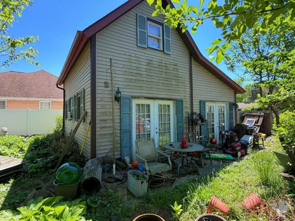 403 E North Street, Crown Point, IN 46307