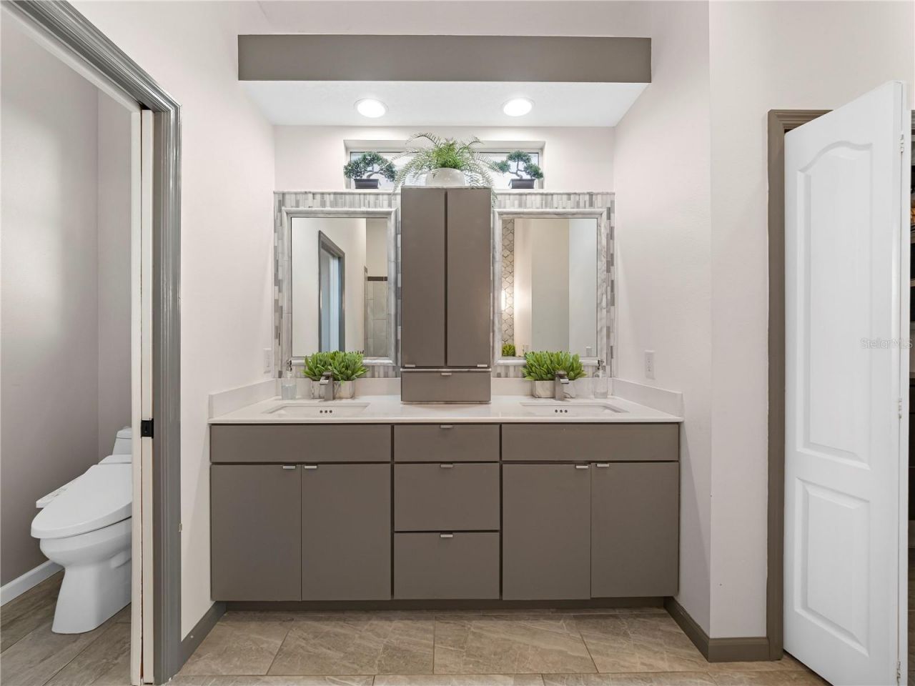 908 Bayshore Drive, Terra Ceia, FL 34250 Photo