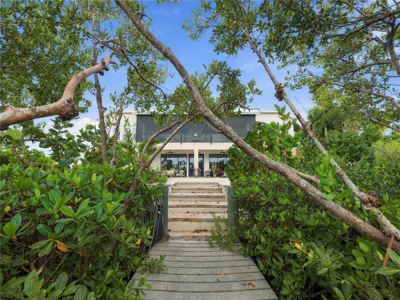 908 Bayshore Drive, Terra Ceia, FL 34250 Photo
